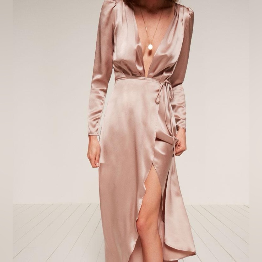 Reformation Gabrielle Dress in Blush.